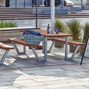 Gartensitzgruppe 177cm Teak-Optik – wetterfeste Tisch-Bank-Kombination aus recyceltem Kunststoff