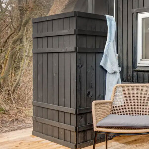 PLUS Rustik Zaun - Stilvoller, anpassbarer Holzzaun für Ihren Garten. Perfekt für schattige Ecken, private Terrassenbereiche und flexible Gestaltung. Hochwertiges, robustes Design für vielseitige Einsatzmöglichkeiten. Gestalten Sie Ihre Oase!