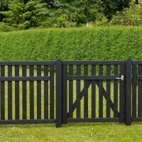 PLUS Country Zaun - Stilvolle und flexible Zaunlösung für Garten und Hof, erhältlich in klassischem Weiß und modernem Schwarz. Perfekt, um eine idyllische Landhausatmosphäre zu schaffen.