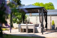 Pavillon Verona 10x10 mit Moskitonetz – Sojag Anthrazit, 298,3x298,3x261 cm